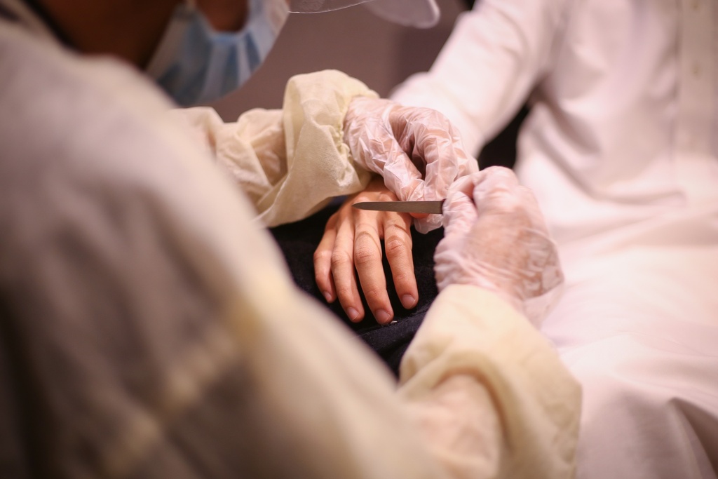 Manicure & Pedicure - Gift